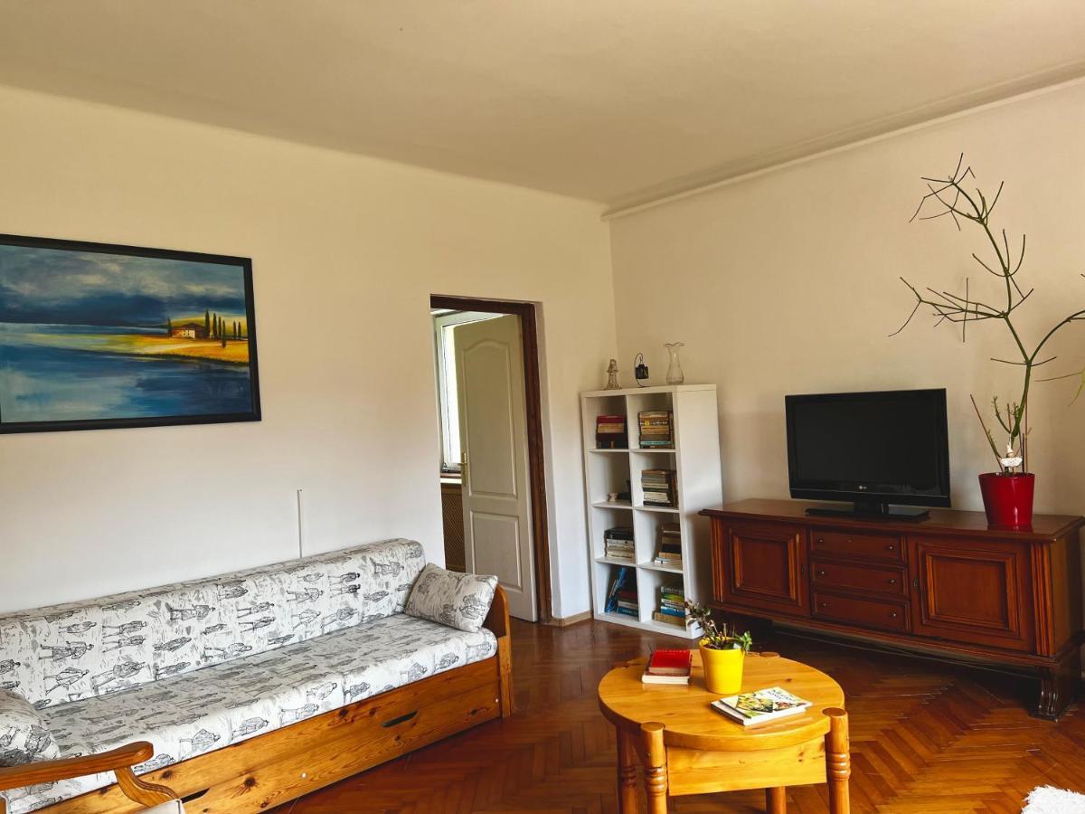 Csodakertes kisház Balatonfűzfőn Balatonfuzfo Exterior foto